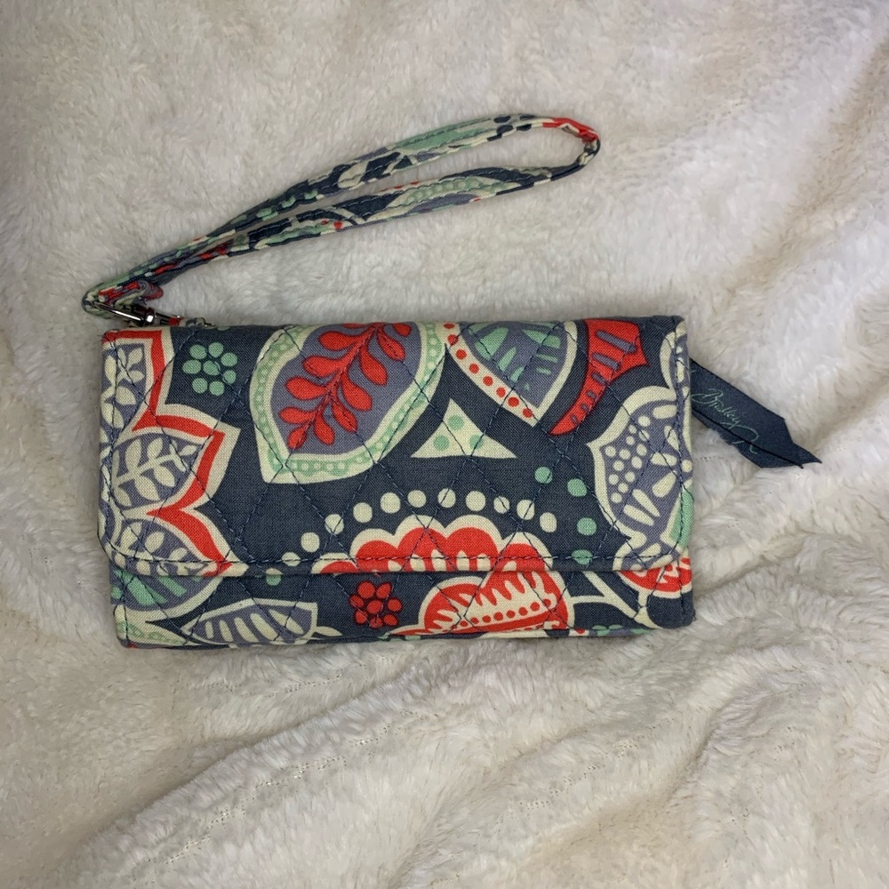 Vera Bradley Tri Fold Wristlet